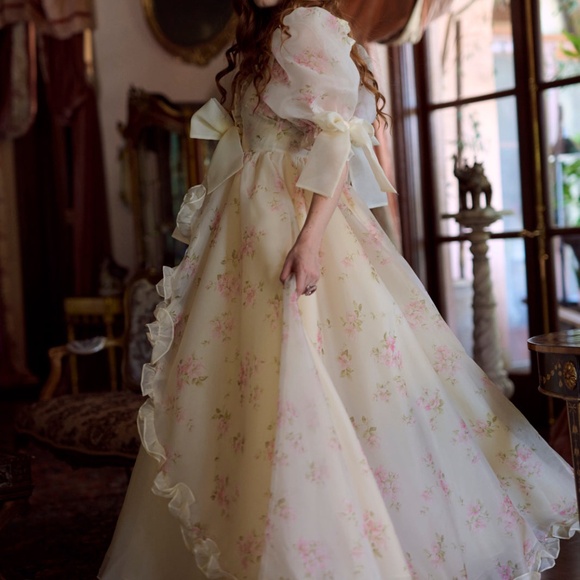 [SOLD OUT SIZE] Selkie, The Summer Home Marie Gown, LARGE - Picture 3 of 5